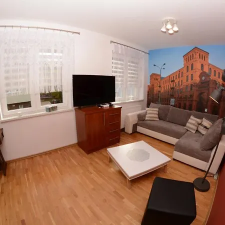 Lodz4u - Apartament Czterech Kultur Z Garazem *
